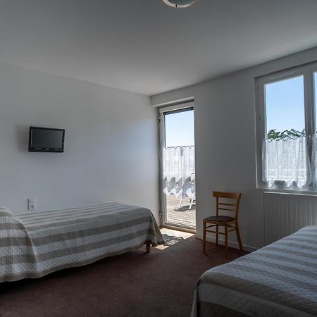 Hotel L'Ocean Saint-Vincent-sur-Jard Esterno foto
