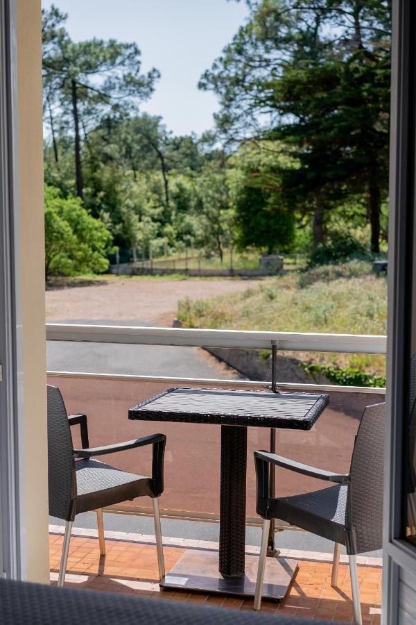 Hotel L'Ocean Saint-Vincent-sur-Jard Esterno foto