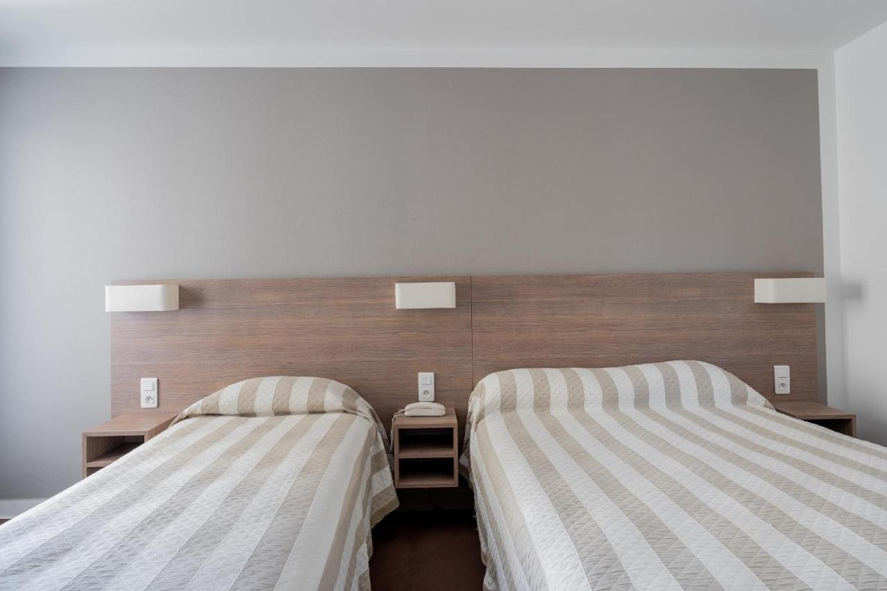 Hotel L'Ocean Saint-Vincent-sur-Jard Esterno foto